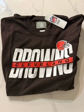 NFL Cleveland Browns Black Red White Graphic T-Shirt